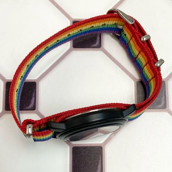 Vintage 1996 Joe Boxer X Timex Wheel of Fortune Men's Unisex Watch Rainbow Strap - Picture 13 of 16